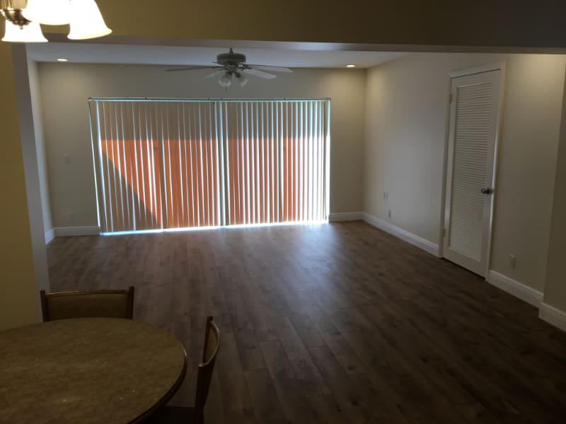 Building Photo - 5780 Fernley Dr W