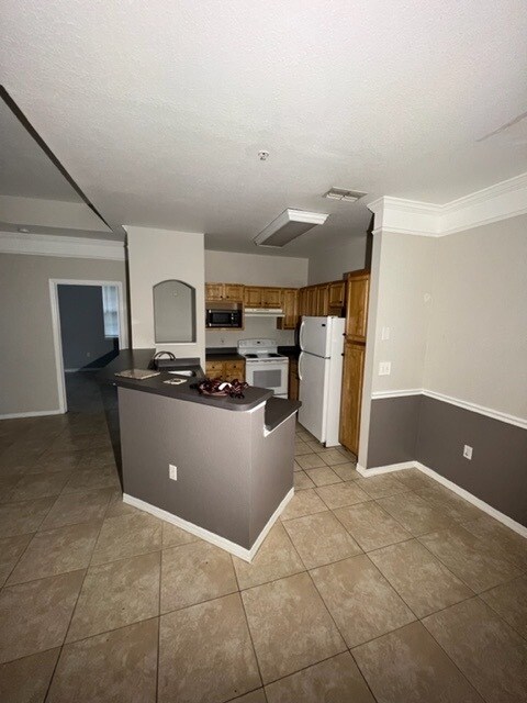 Building Photo - 6627 Queens Borough Ave