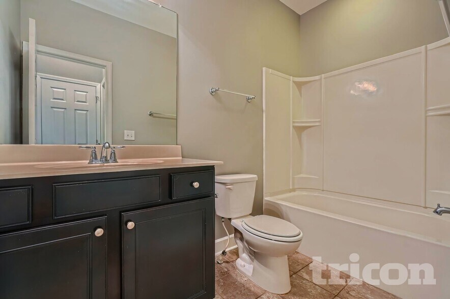 Building Photo - 764 Wexford Cove Way