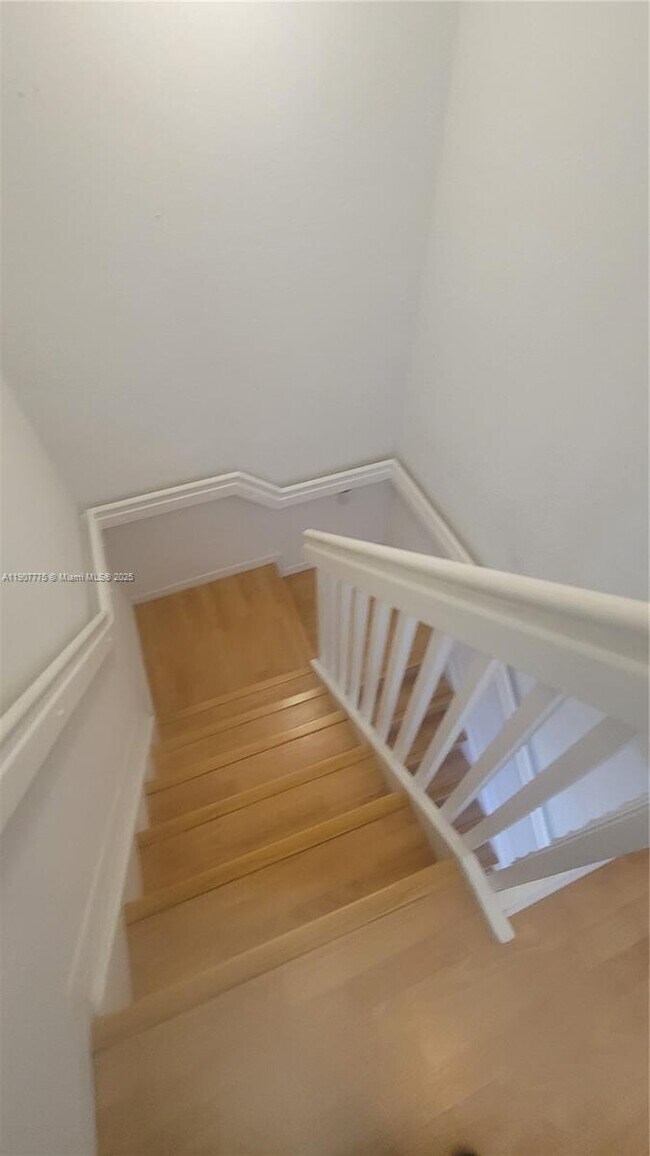 Building Photo - 11400 NW 34th Pl