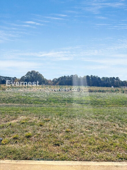 Building Photo - 8153 Sheffield Dr.