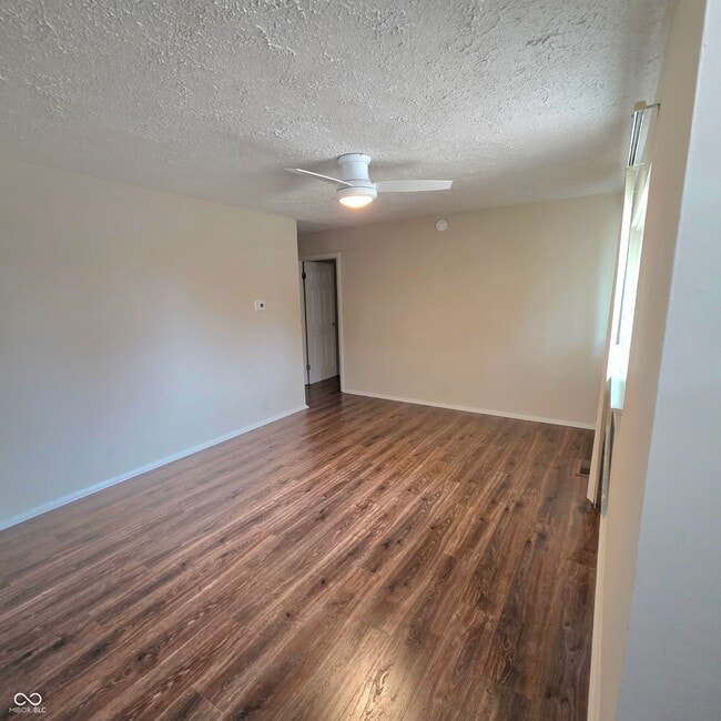 Building Photo - 4134 N Grand Ave