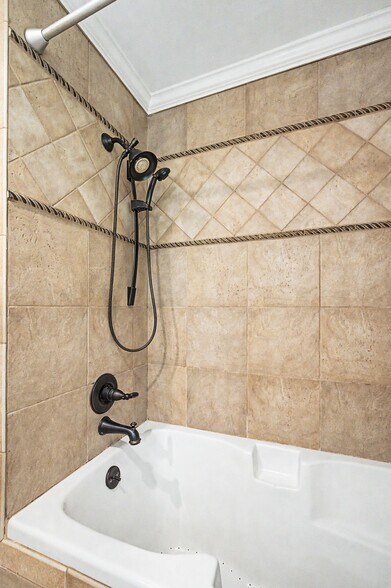 Building Photo - 3529 Trimble Rd