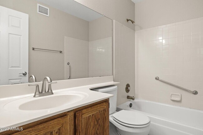 Building Photo - 2306 E Gondola Ln