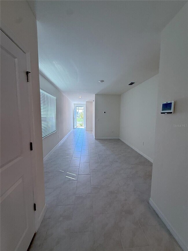 Building Photo - 3483 Costello Cir