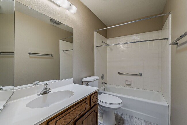 Building Photo - 4328 E Capri Ave