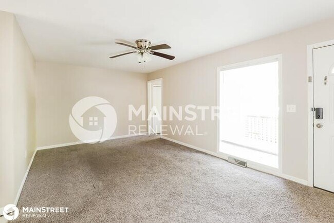 Building Photo - 1404 SW PEGGY CIRCLE, LEES SUMMIT, MO 64081