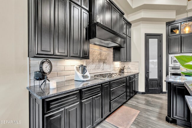 Building Photo - 14812 Long Shadow Ave