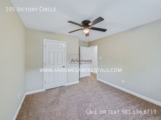 Building Photo - 105 Victory Cir