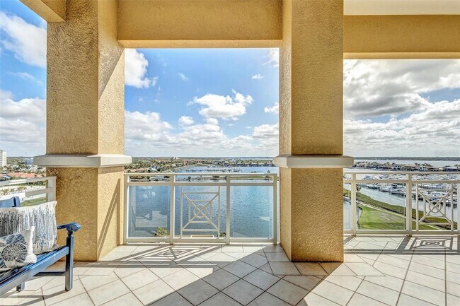 Building Photo - 140 Riviera Dunes Way