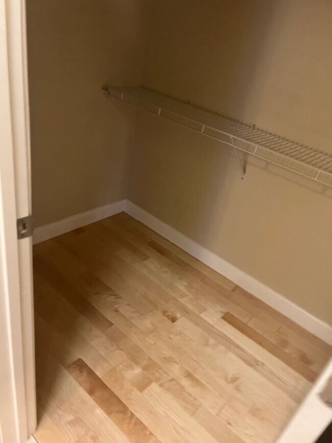 Building Photo - Luxury Condo in Natomas!