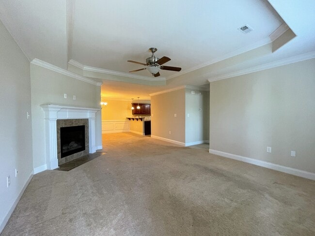 Building Photo - 57 NW Moore Farm Cir