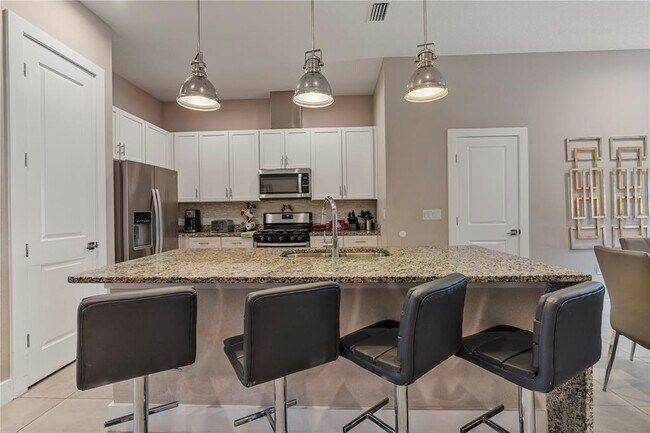 Building Photo - 2664 Sunrise Shores Dr