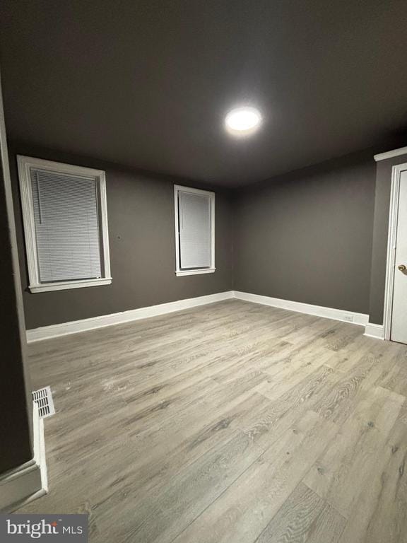 Building Photo - 2116 E Cambria St