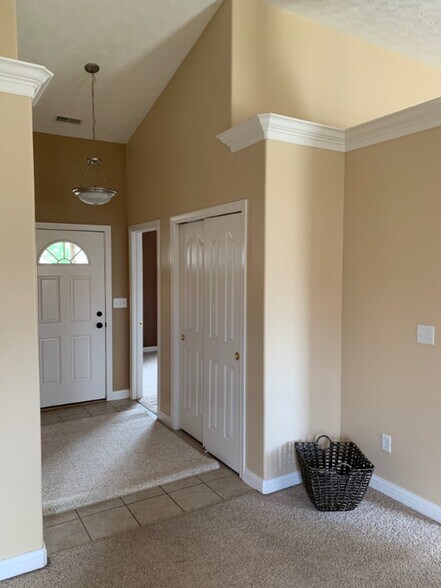 Building Photo - 1410 Crusade Dr