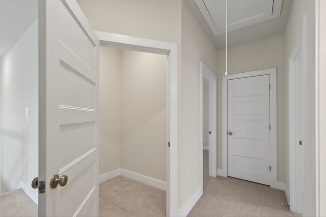 Building Photo - 6822 Ivory Sedge Trl