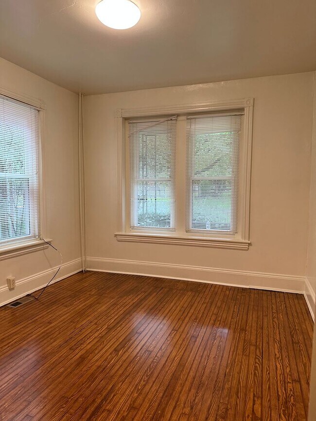 Building Photo - 836 - 838 Delaware Ave