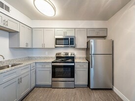 Building Photo - Portola at Papago