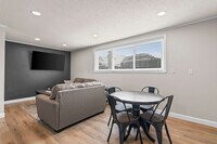 Building Photo - 2309 Cherry Hills Dr