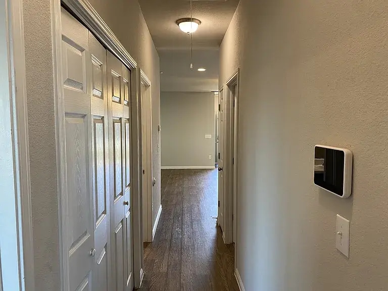 Building Photo - 183 Guemal Rd