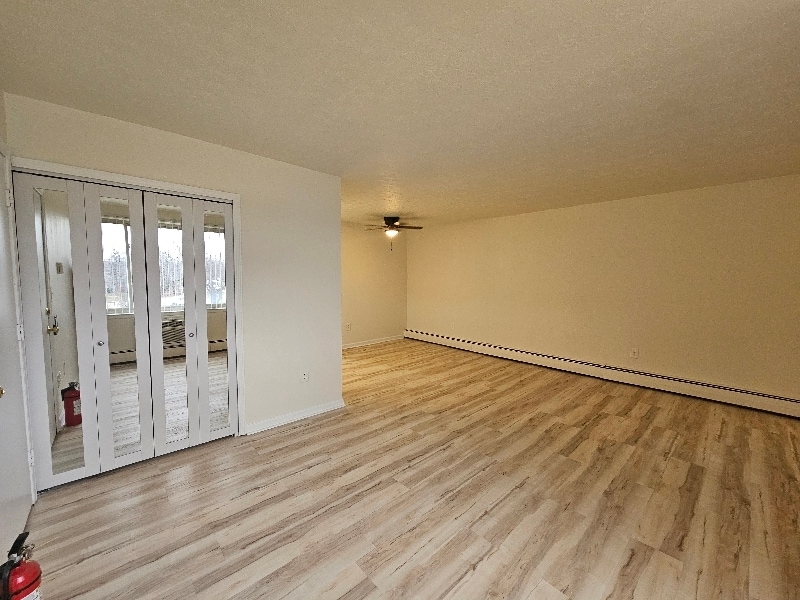 Building Photo - 1851 W 13 Mile Rd