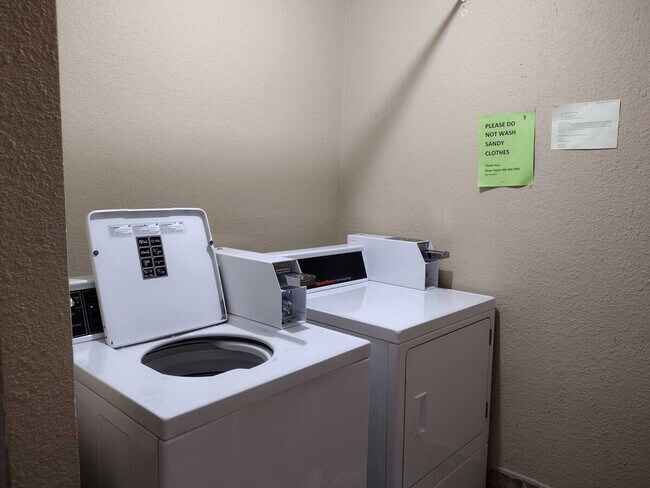 Building Photo - 6403 Padre Blvd