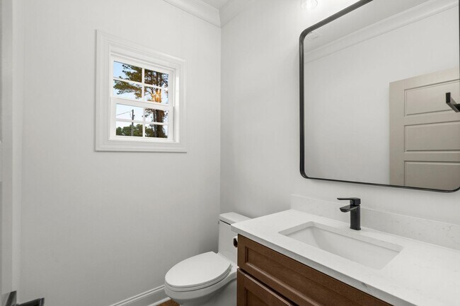 Building Photo - 113 ARBOR RIDGE CIR