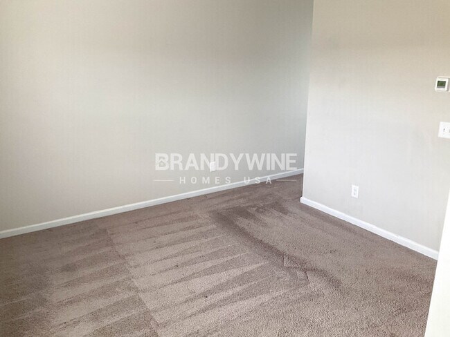 Building Photo - 108 Howard Ave