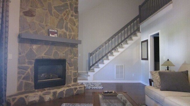 Building Photo - Exclusively Offered by Muse Realty Rentals