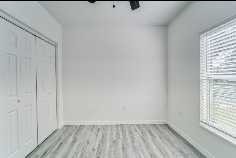 Building Photo - 739 Pineville Ln