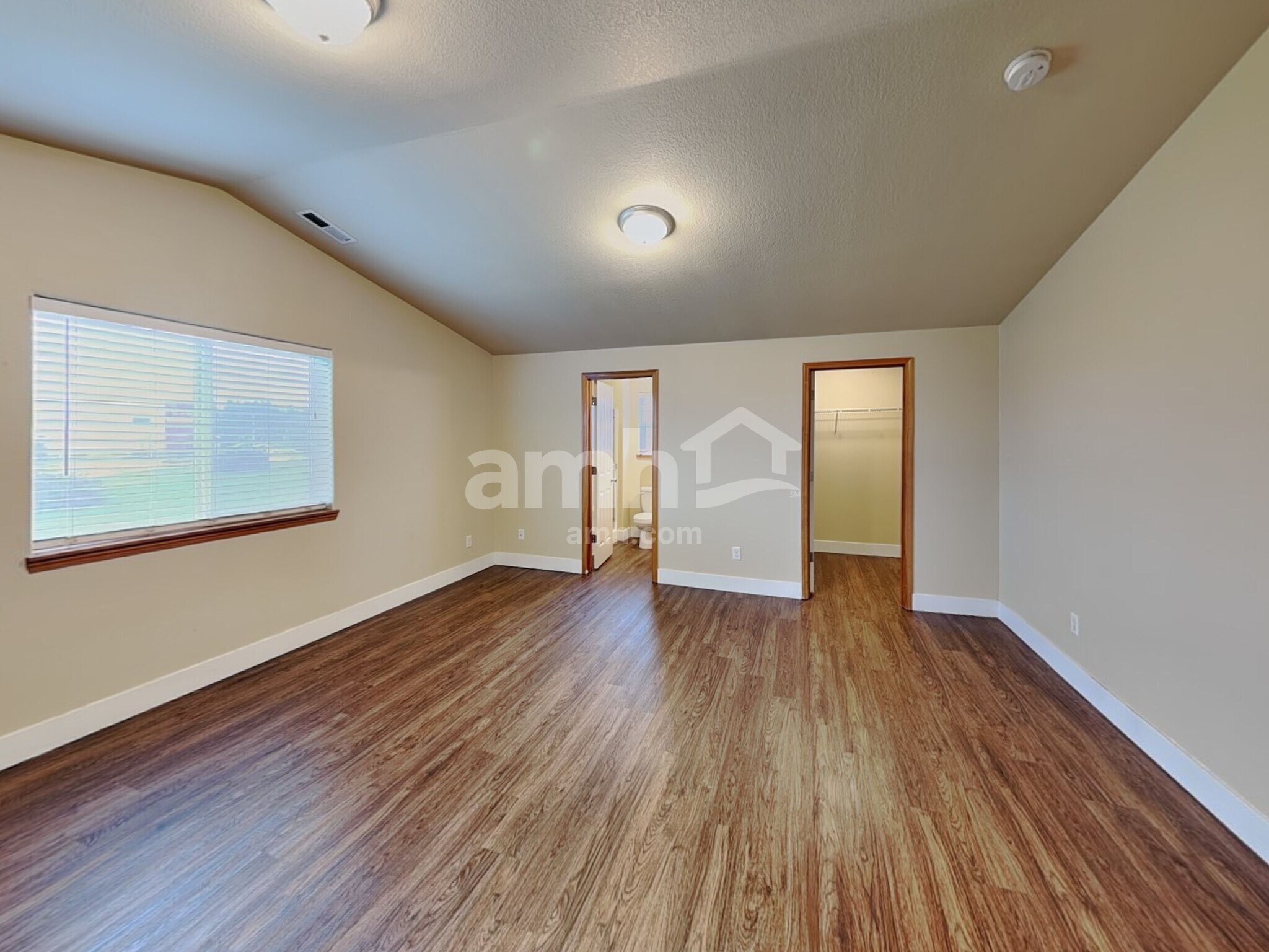 Building Photo - 2522 Char Cir NW