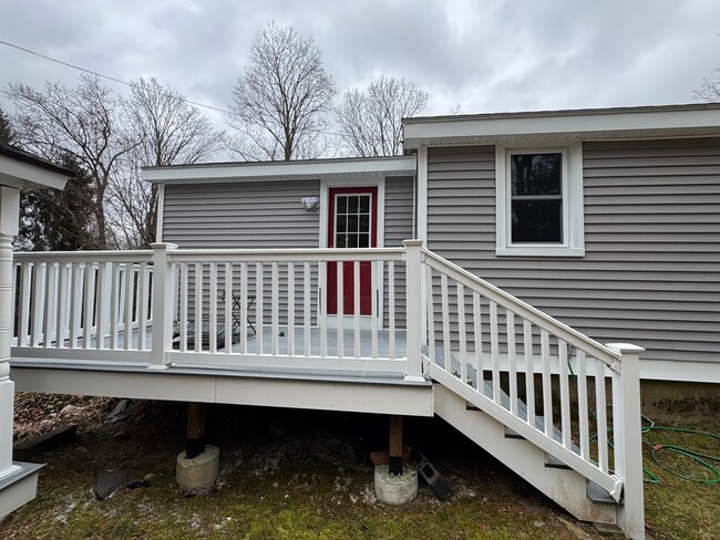 Deck - 2 Champion Hill Rd