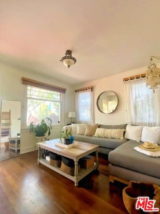 Building Photo - 2303 Dell Ave