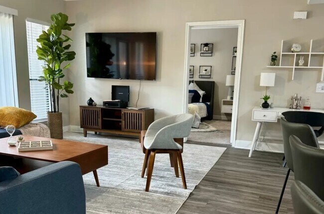 Building Photo - 2345 Sage Rd