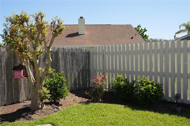 Building Photo - 2212 Stonemill Dr