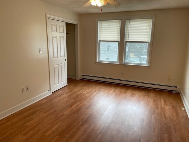 Building Photo - 32 Lincoln Rd