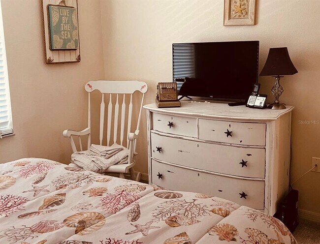 Building Photo - 9330 Clubside Cir