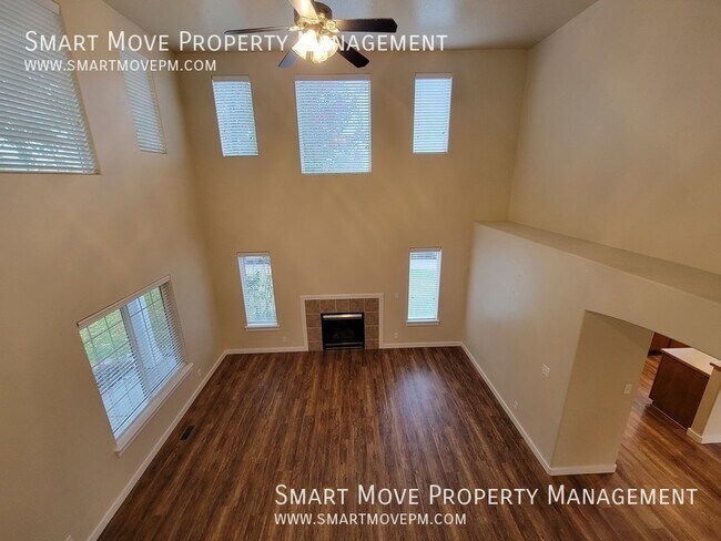 Building Photo - 1236 E Pisa St