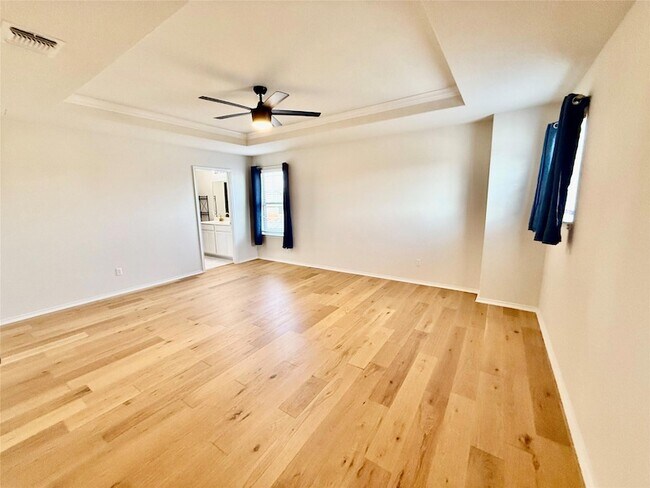 Building Photo - 1017 Cliffbrake Wy