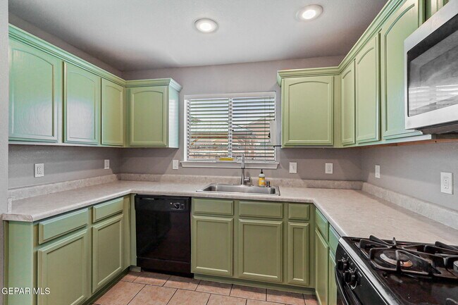 Building Photo - 14260 Bluesky Point Ct