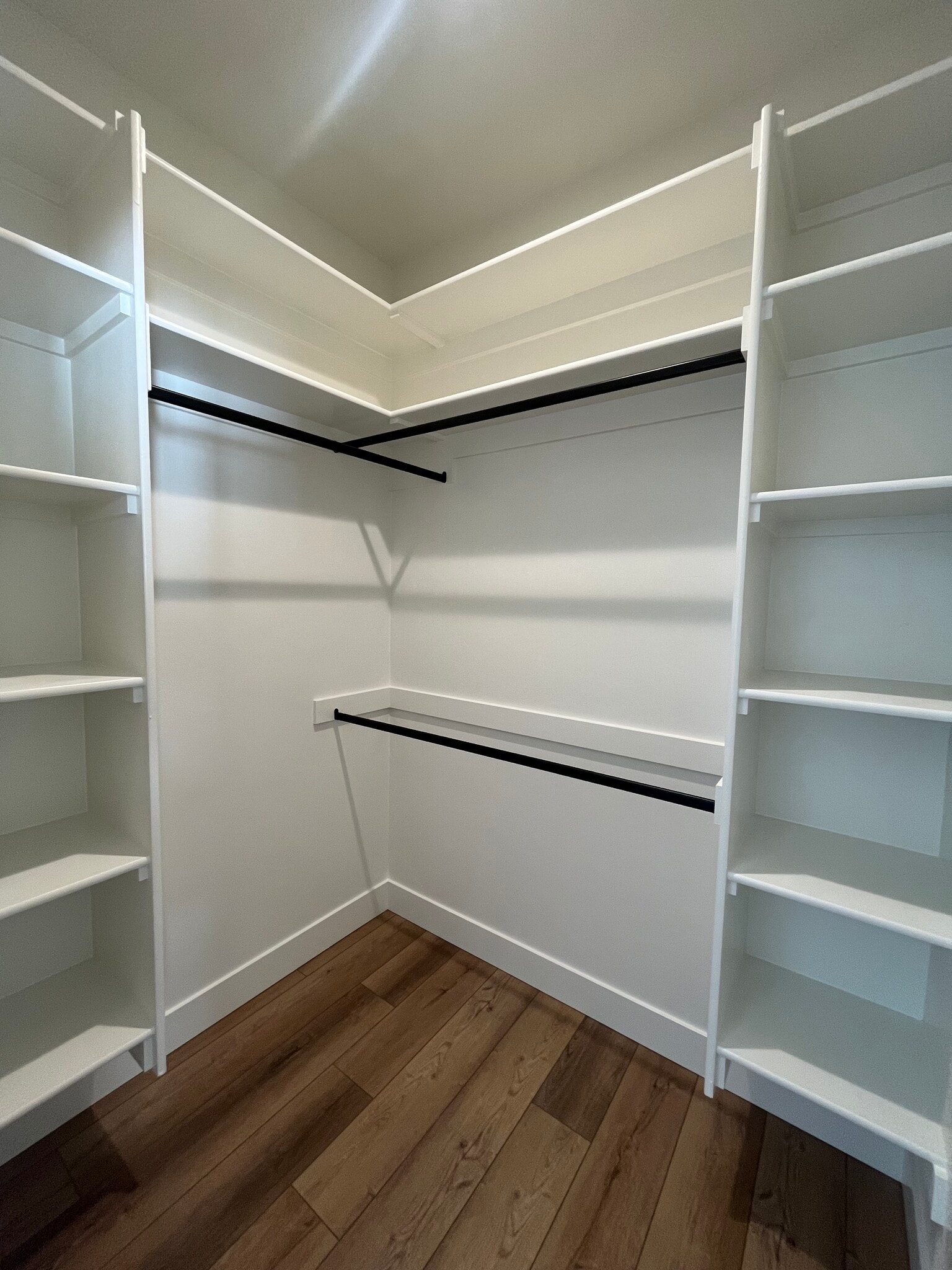 Building Photo - 343 Poppy St