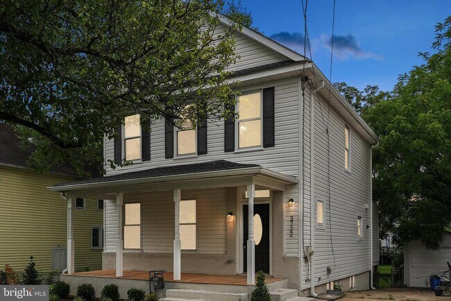Building Photo - 3722 36th St