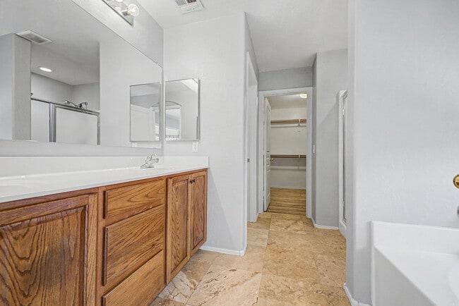 Building Photo - 4161 S Luiseno Blvd