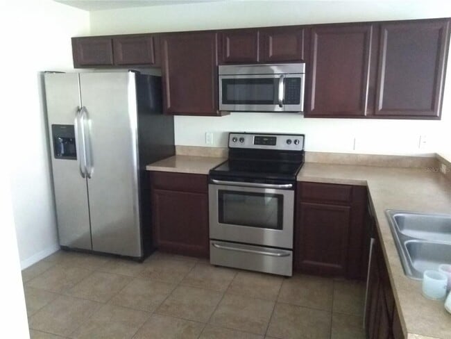 Building Photo - 13495 Applerose Ln