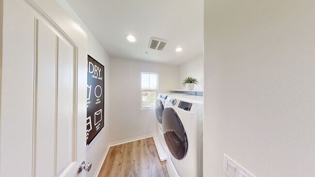 Building Photo - Beautiful 4 bed 3 bath home in Beaumont, Ca.