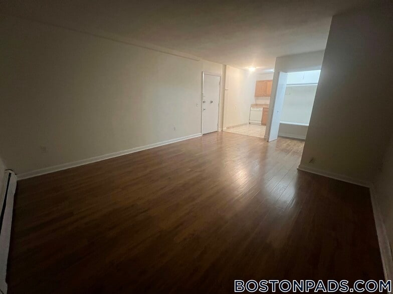 Building Photo - 75 Gardner St