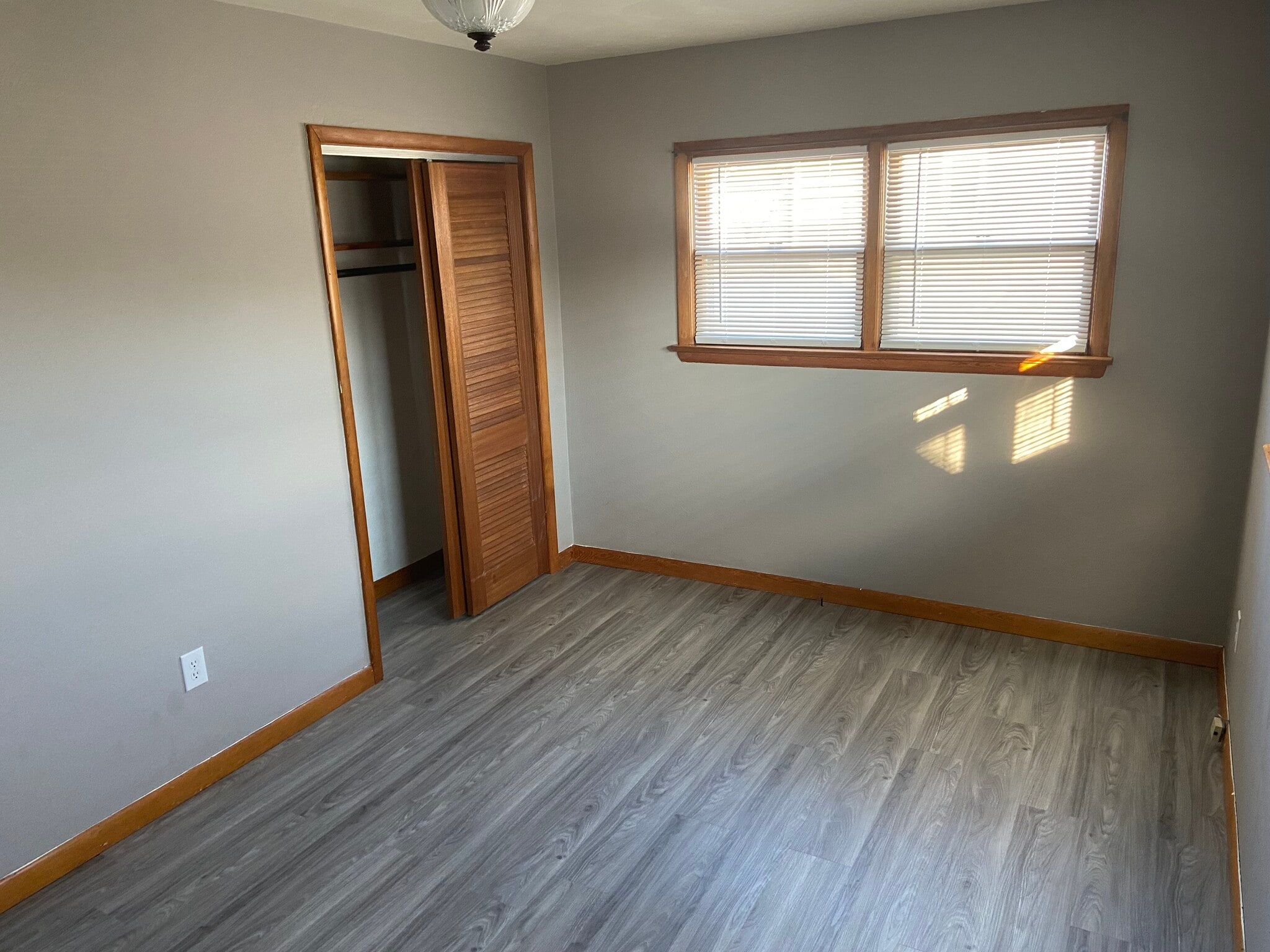 Master Bedroom #1 - 704 E Pike St