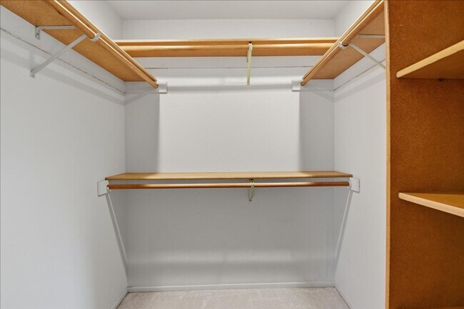 Building Photo - 4bd/2.5ba Woodinville House