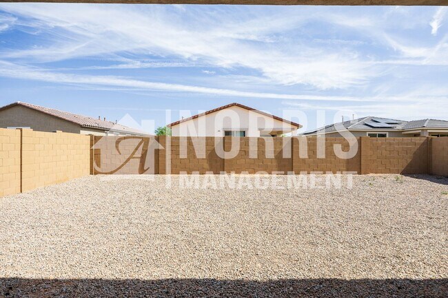 Building Photo - Beautiful Almost Brand New Home in Villago!