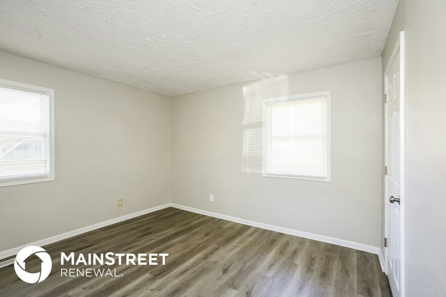 Building Photo - 5524 Marilyn Rd